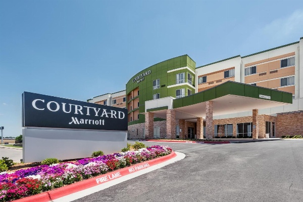 Courtyard by Marriott Ardmore image 2